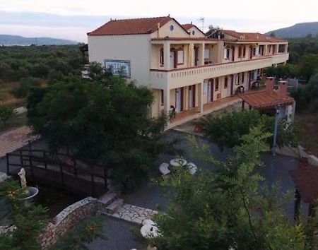 Hotel Takis Agios Georgios  Dış mekan fotoğraf