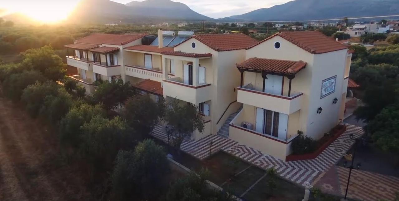 Hotel Takis Agios Georgios  Dış mekan fotoğraf